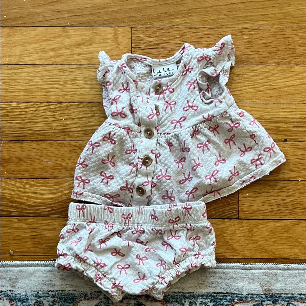 Nicole Miller Pink Bow Diaper Cover Set